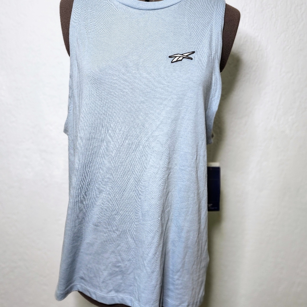 Reebok Women’s Blue Workout MYT Muscle Tank Top Plus Size 1X Moisture Wicking - Picture 4 of 12